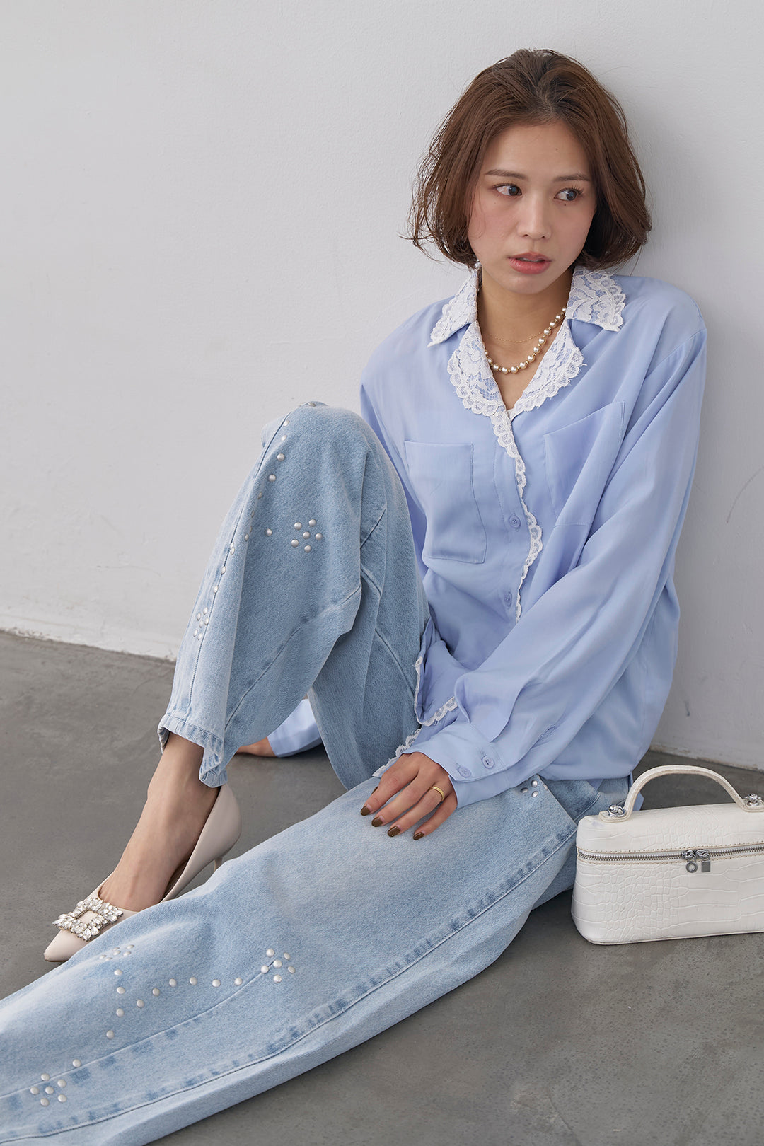 [予約/SET]クラシックレーストリムブラウス+スタッズアシメカーブデニムパンツ(2set)