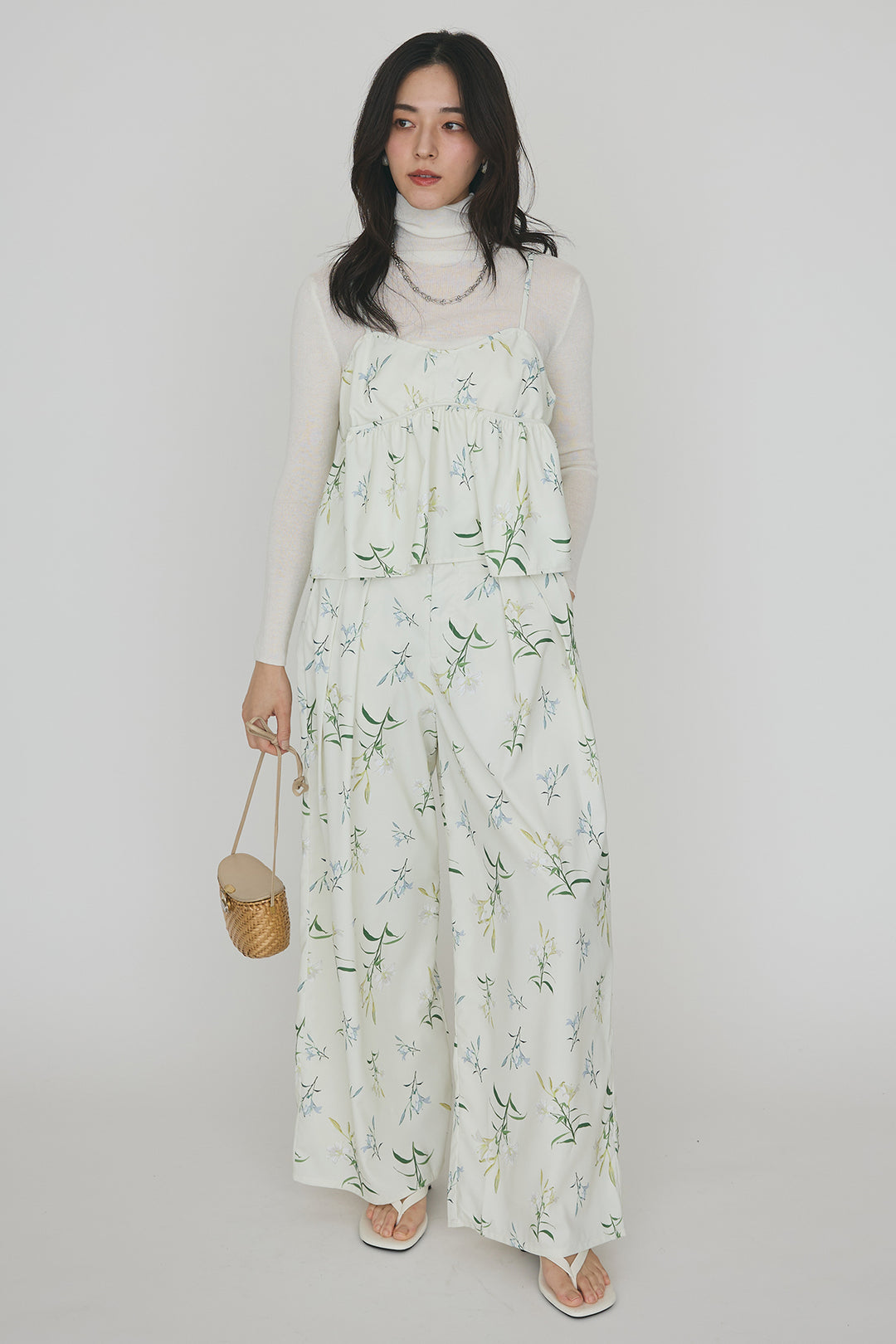 [予約/SET]シアータートルトップス+シックフラワービスチェキャミソール+シックフラワータックワイドパンツ(3set)