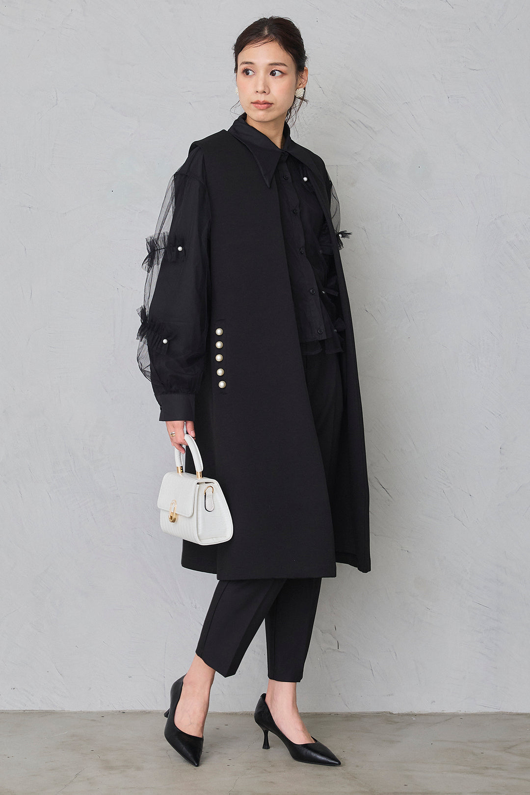 [予約/SET]チュールレイヤードパールシャツ+ポケットパール付きボンディングロングベスト+タックテーパードパンツ(3set)