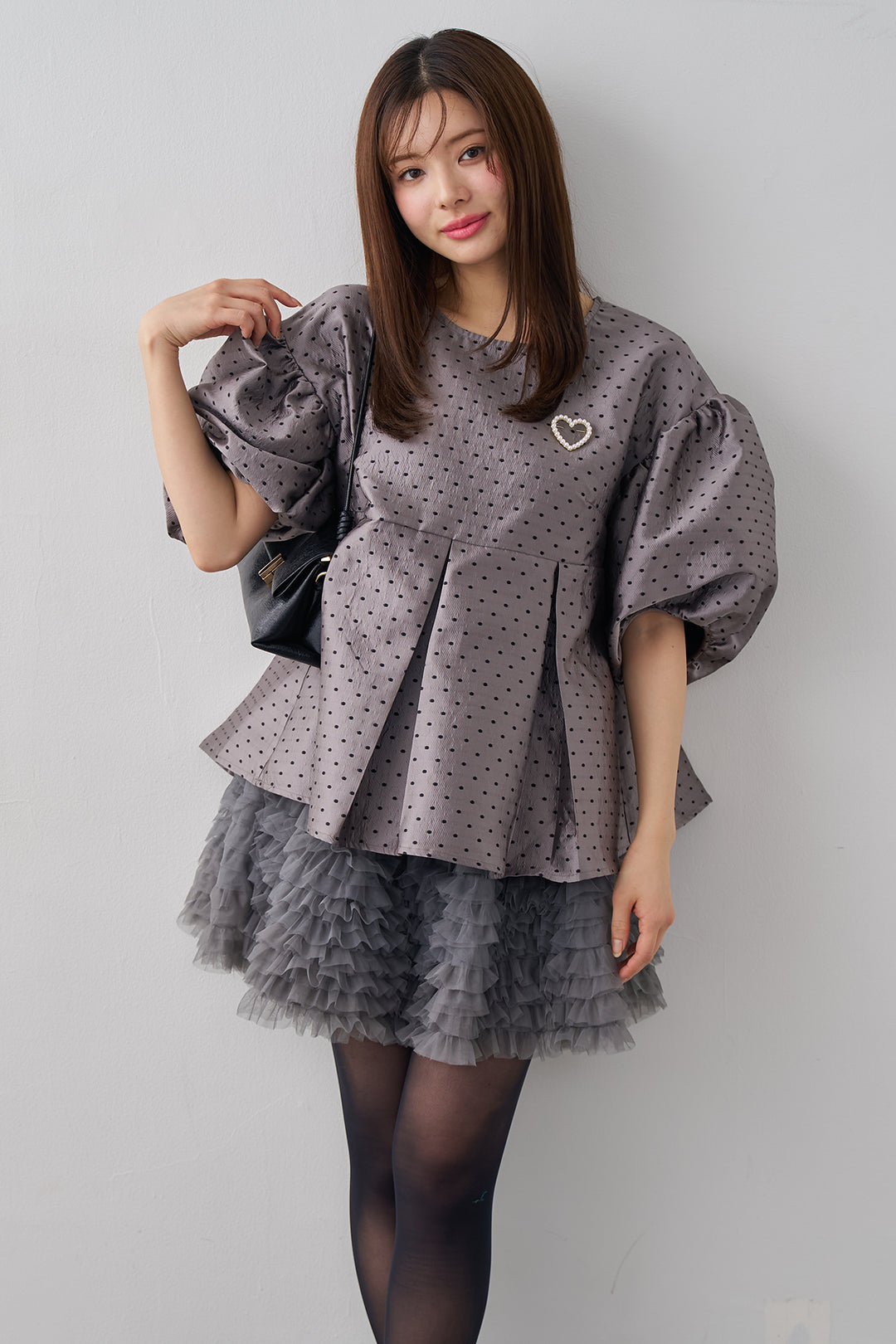 [予約/SET]ハートブローチ付ドットジャガードブラウス+ホイップチュールミニ丈スカート(2set)