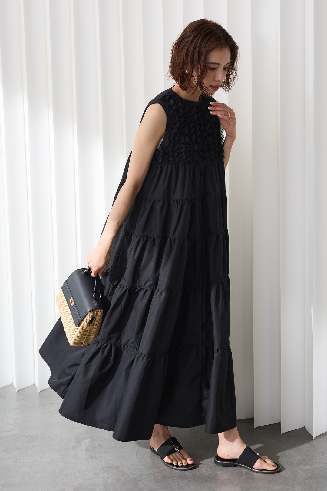 [予約]ホイップフリルティアードノースリワンピ