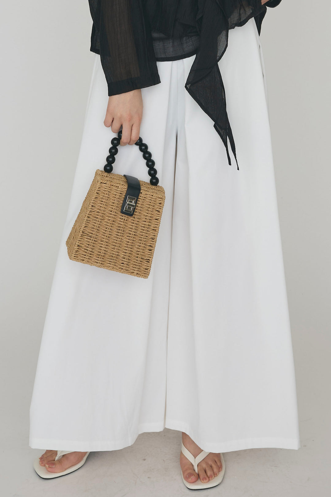 [予約]フロントサイドタックワイドパンツ