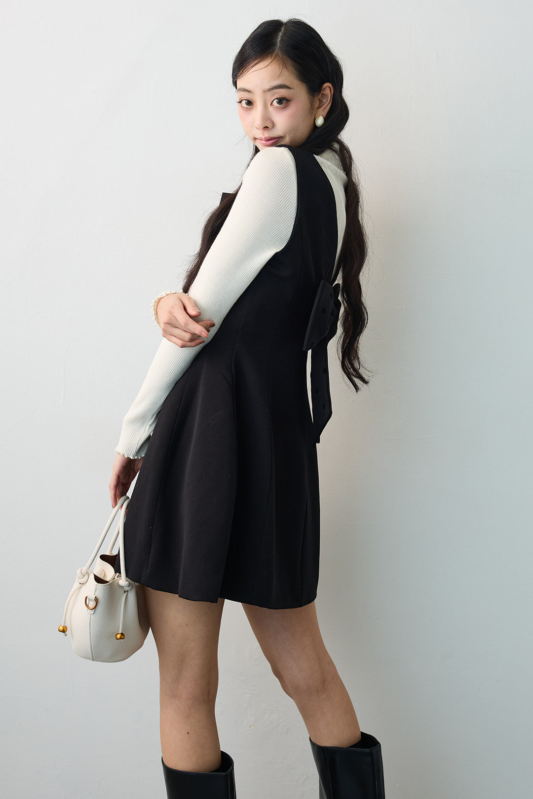 [予約]ビジューパール衿リブニット