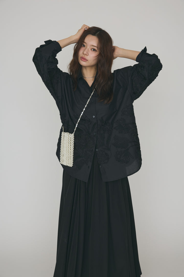 [予約]フラワー刺繍モチーフオーバーシャツ