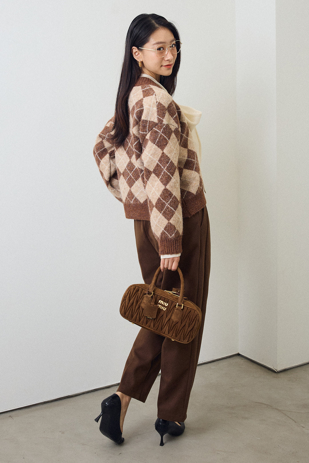 [予約/SET]前後2wayリボンシアーブラウス+アーガイル柄ゴールドボタンニットカーデ(2set)