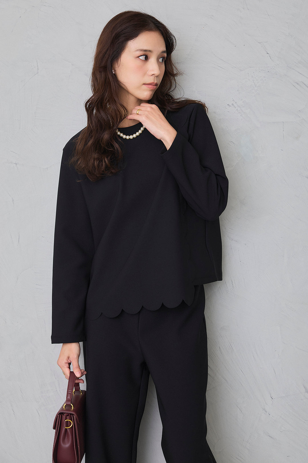 [予約/SET]アシメスカラップポンチプルオーバー+パールヘムポンチストレートパンツ(2set)