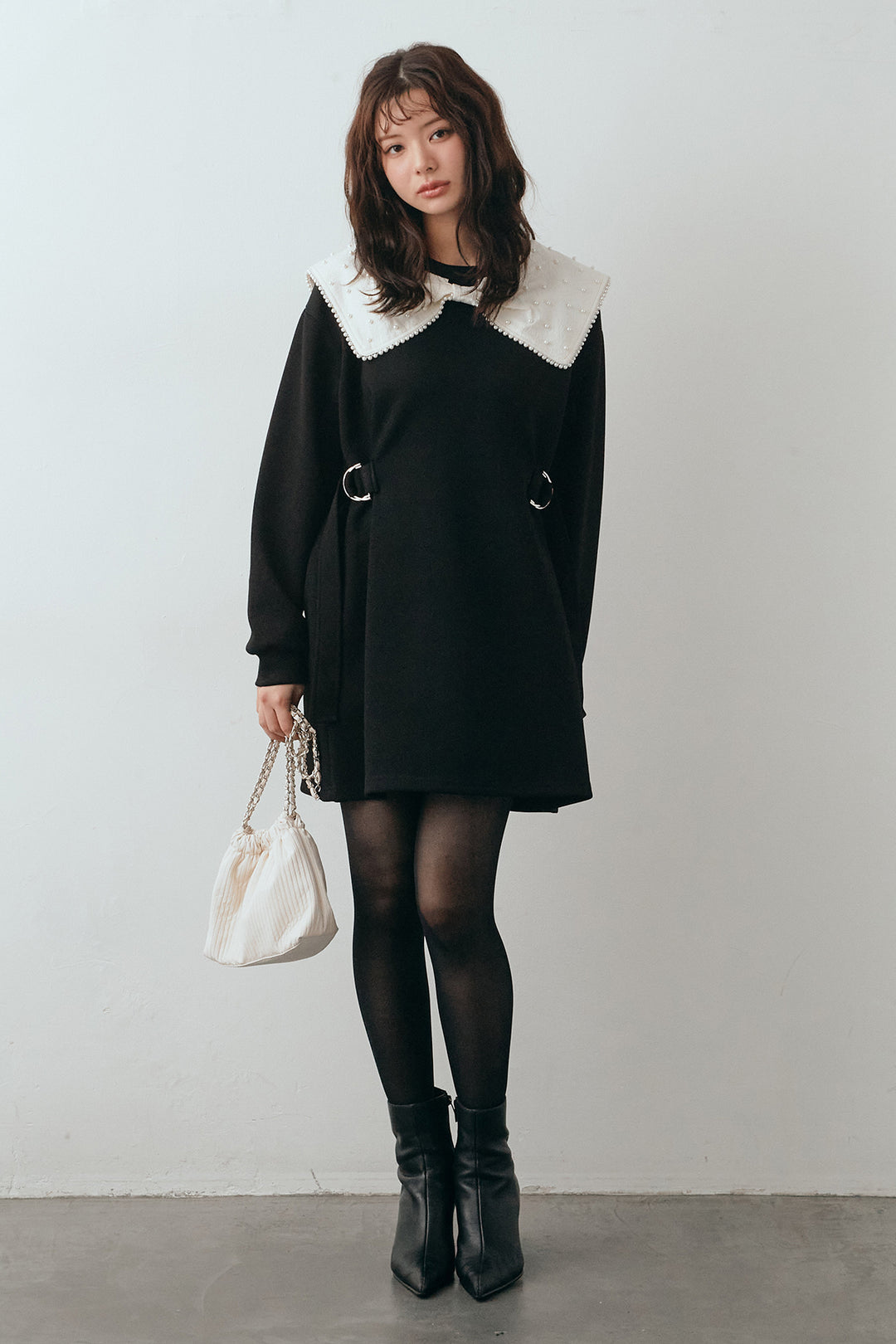 [予約]リボンパールモチーフウエストベルトミニワンピ