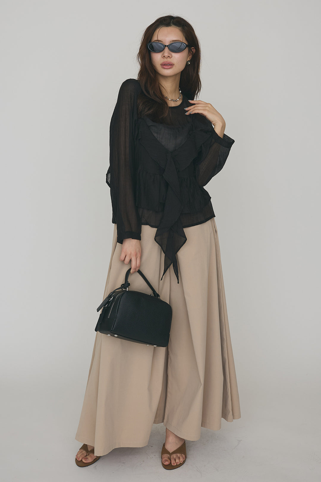 [予約/SET]ドレープフリルシアーレーヤードトップス+フロントサイドタックワイドパンツ(2set)