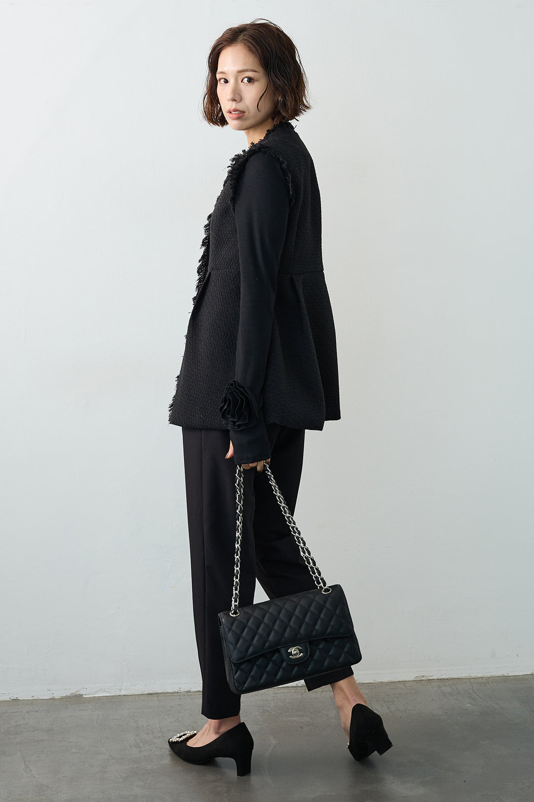 [予約/SET]フラワーモチーフポイントカットトップス+ツイードペプラム美フォルムジレ(2set)