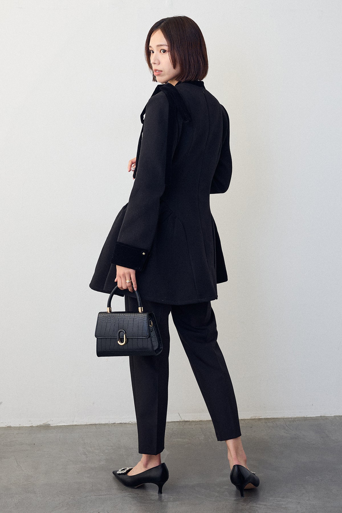 予約/SET]クラシカルウエストシェイプフレアコート+タックテーパード