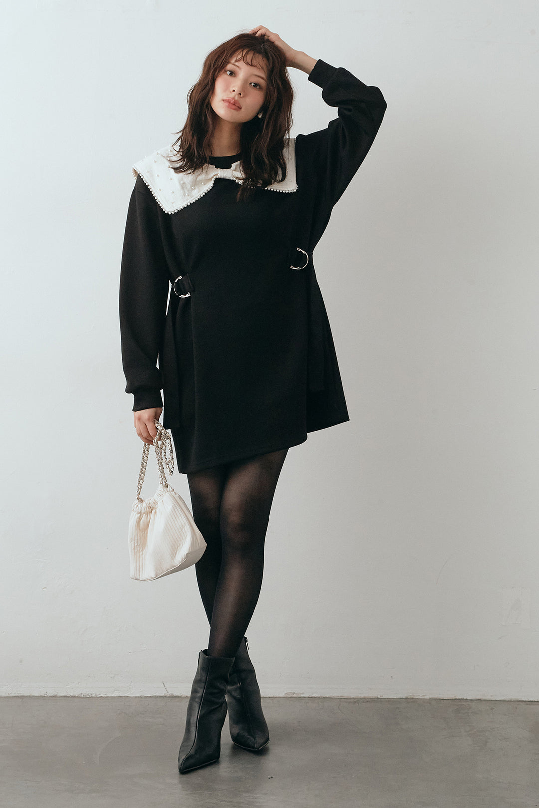 [予約]リボンパールモチーフウエストベルトミニワンピ