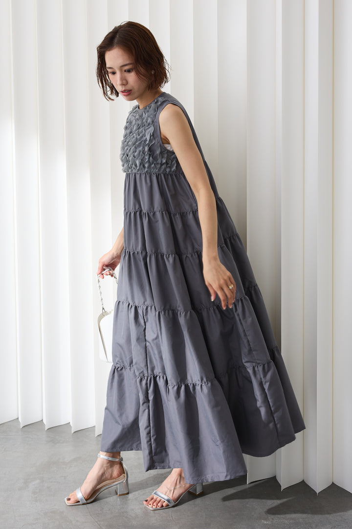 [予約]ホイップフリルティアードノースリワンピ