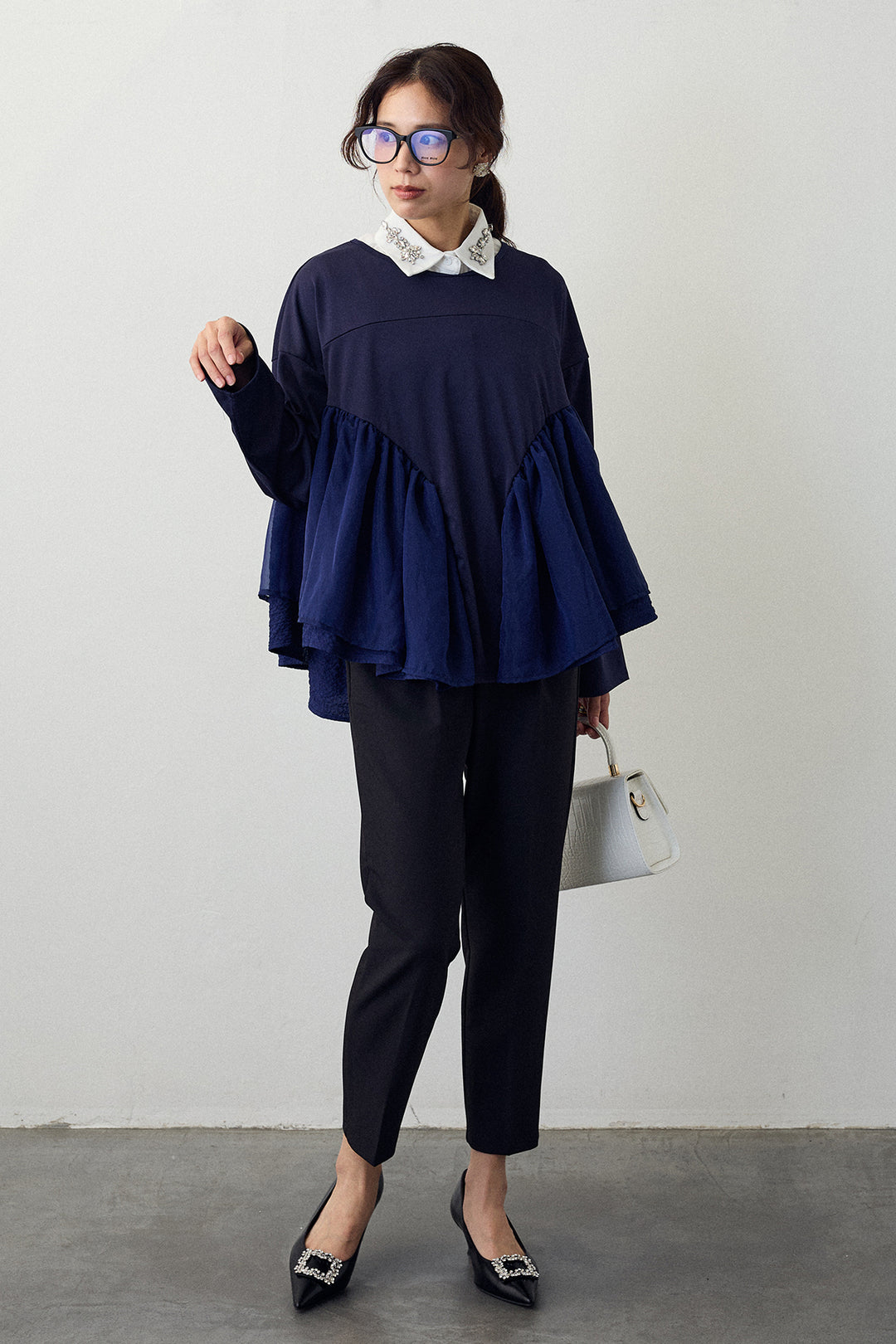 [予約/SET]ビジュー付け襟+フリルテール異素材切替チュニック+タックテーパードパンツ(3set)