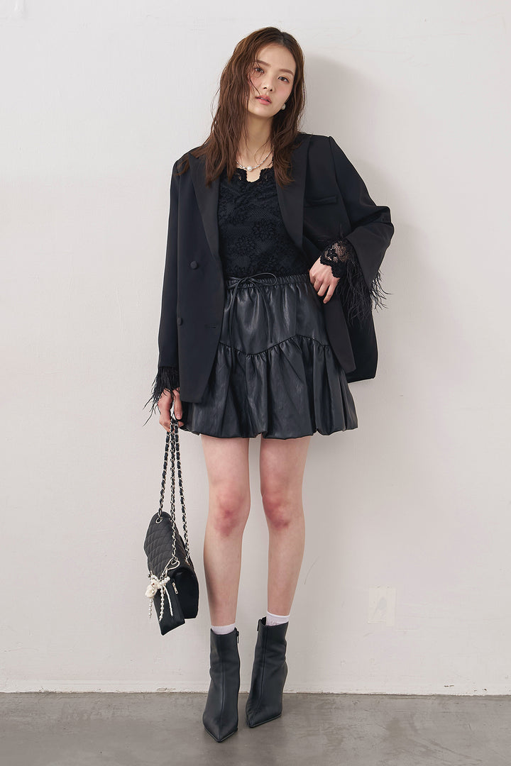 [予約/SET]クラシカルレースVネックトップス+エアリーファザーレディライクジャケット+フェイクレザーティアードバルーンミニスカート(3set)