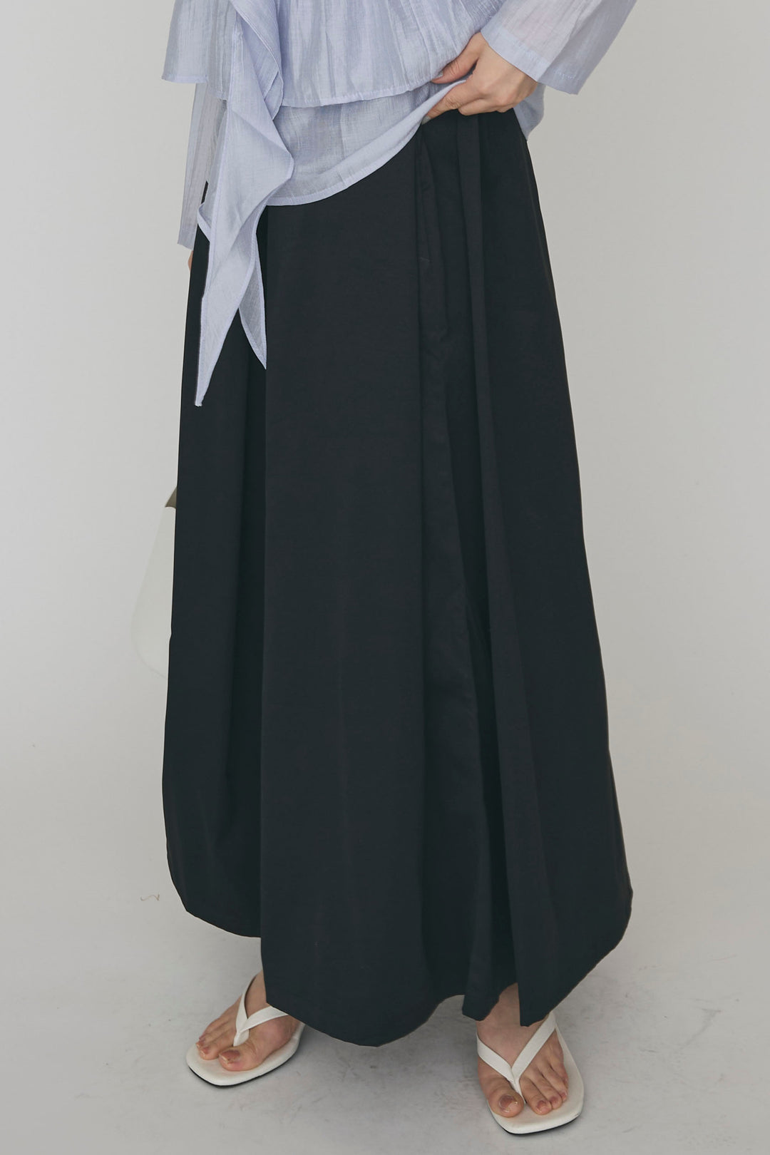 [予約]フロントサイドタックワイドパンツ