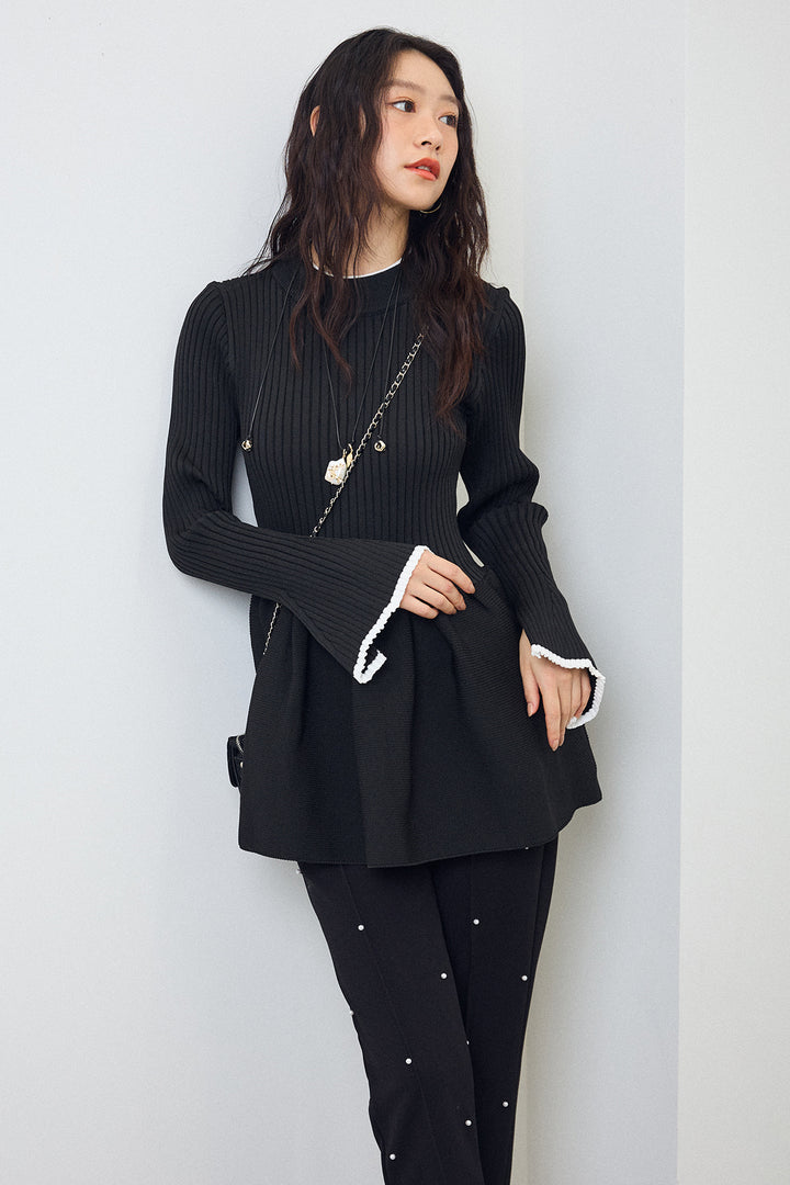 [予約]リブフレア配色スリーブペプラムニット