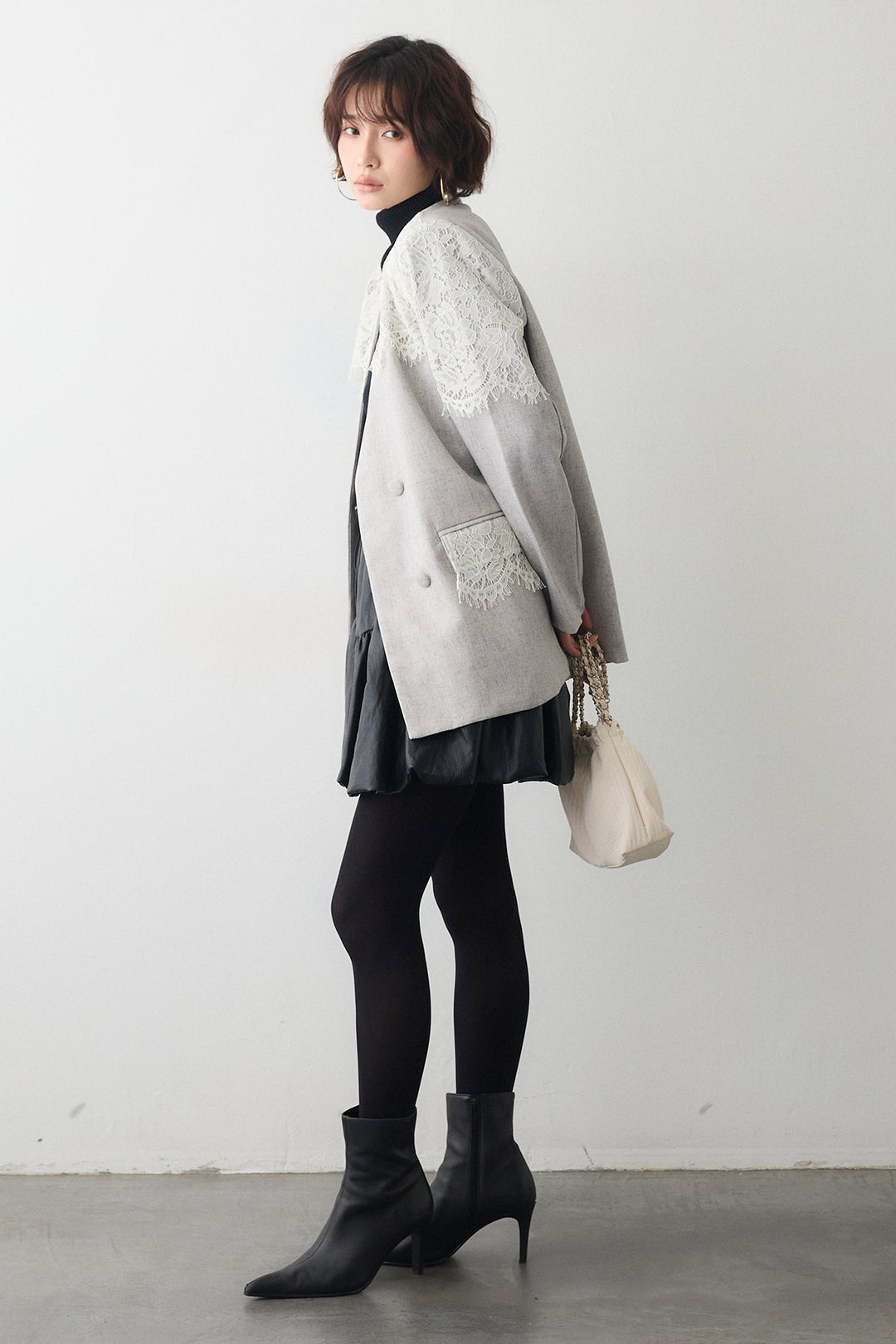 [予約/SET]ショルダーレースデザインジャケット+フェイクレザーティアードバルーンミニスカート(2set)