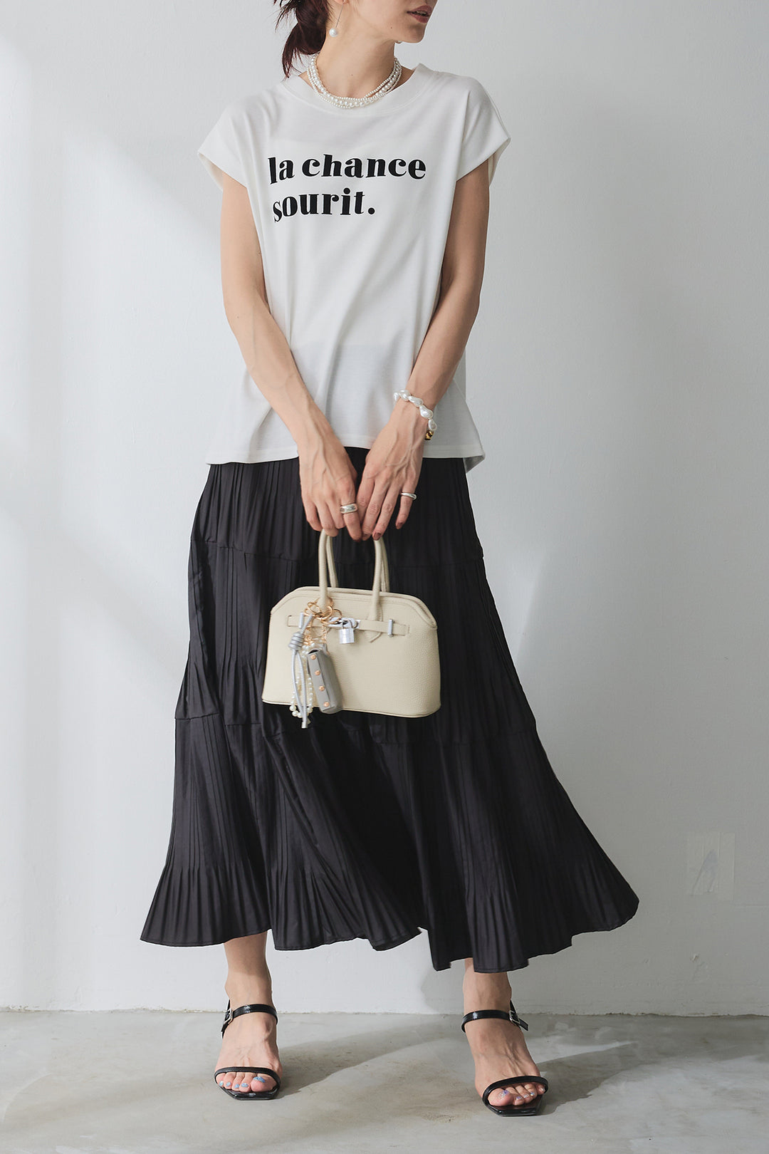 [予約/SET]フレンチロゴTシャツ+シルエットプリーツスカート(2set)