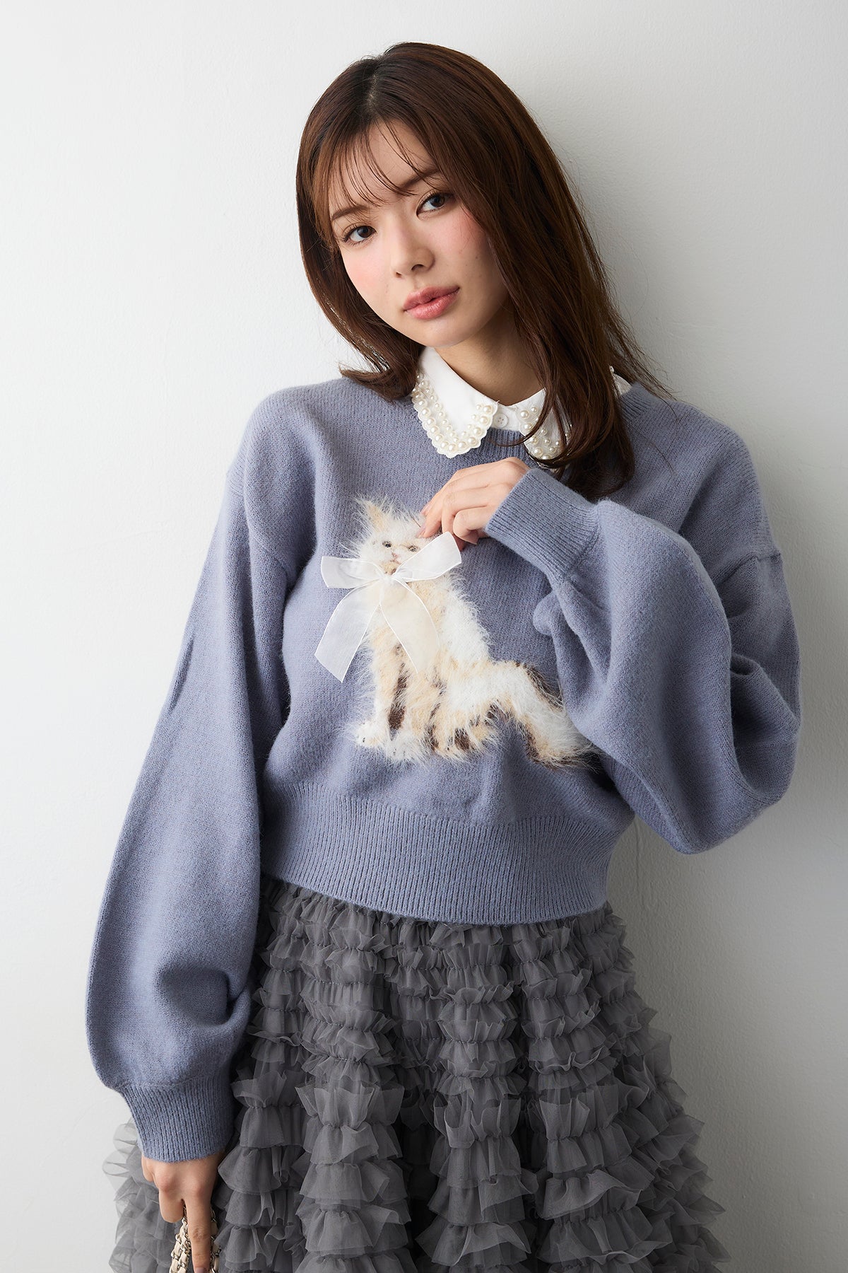 シャギーリボンキャットモチーフニット　ブルー　ホイップチュールミニグレー 予約]シャギーリボンキャットモチーフニットPO – Frene