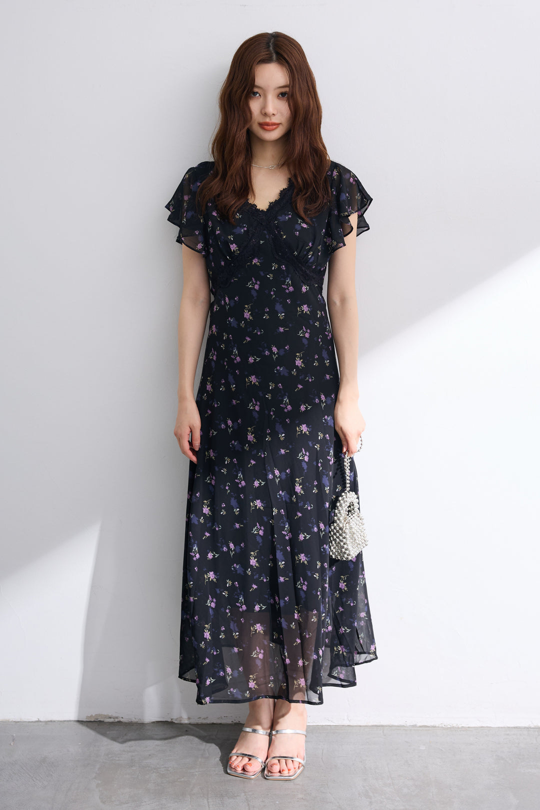 [予約]ニュアンスフラワーレースポイントシフォンワンピース