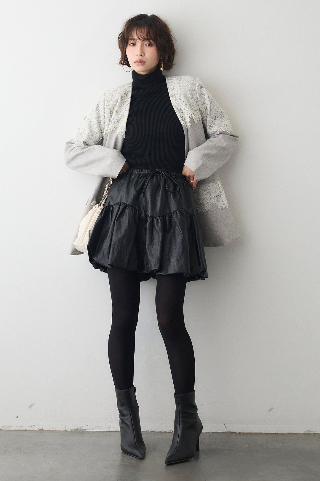 [予約/SET]ショルダーレースデザインジャケット+フェイクレザーティアードバルーンミニスカート(2set)