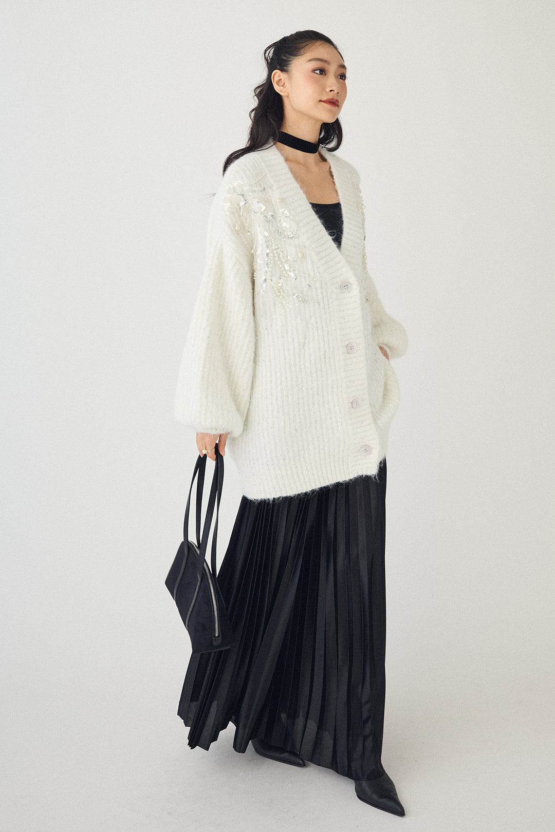 [予約/SET]ビーズフラワースパンコールシャイニーニットカーデ+シャイニープリーツサテンスカート(2set)