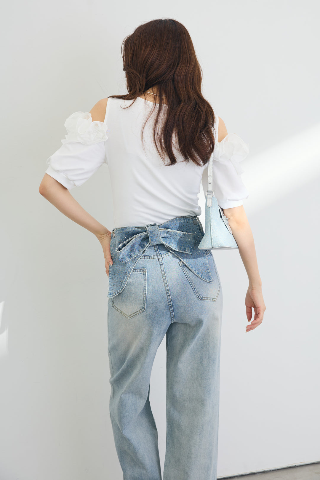[予約/SET]フリルモチーフオープンショルダートップス+2wayリボンストーンデニムパンツ(2set)