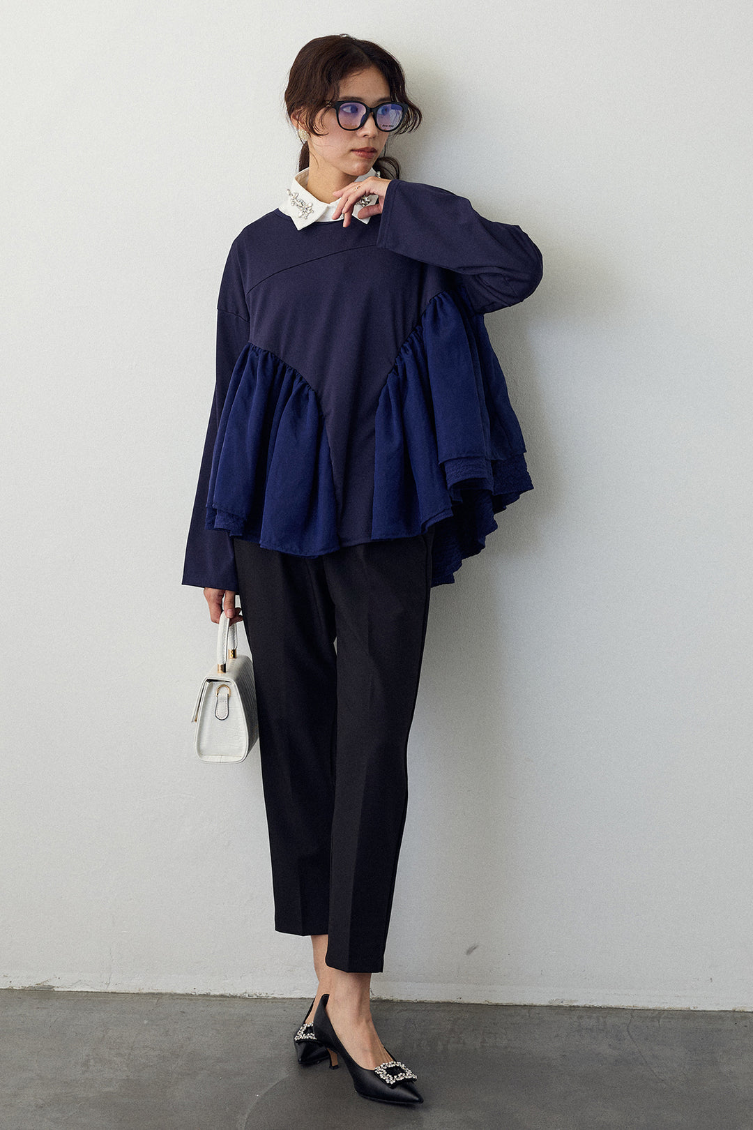 [予約/SET]ビジュー付け襟+フリルテール異素材切替チュニック+タックテーパードパンツ(3set)