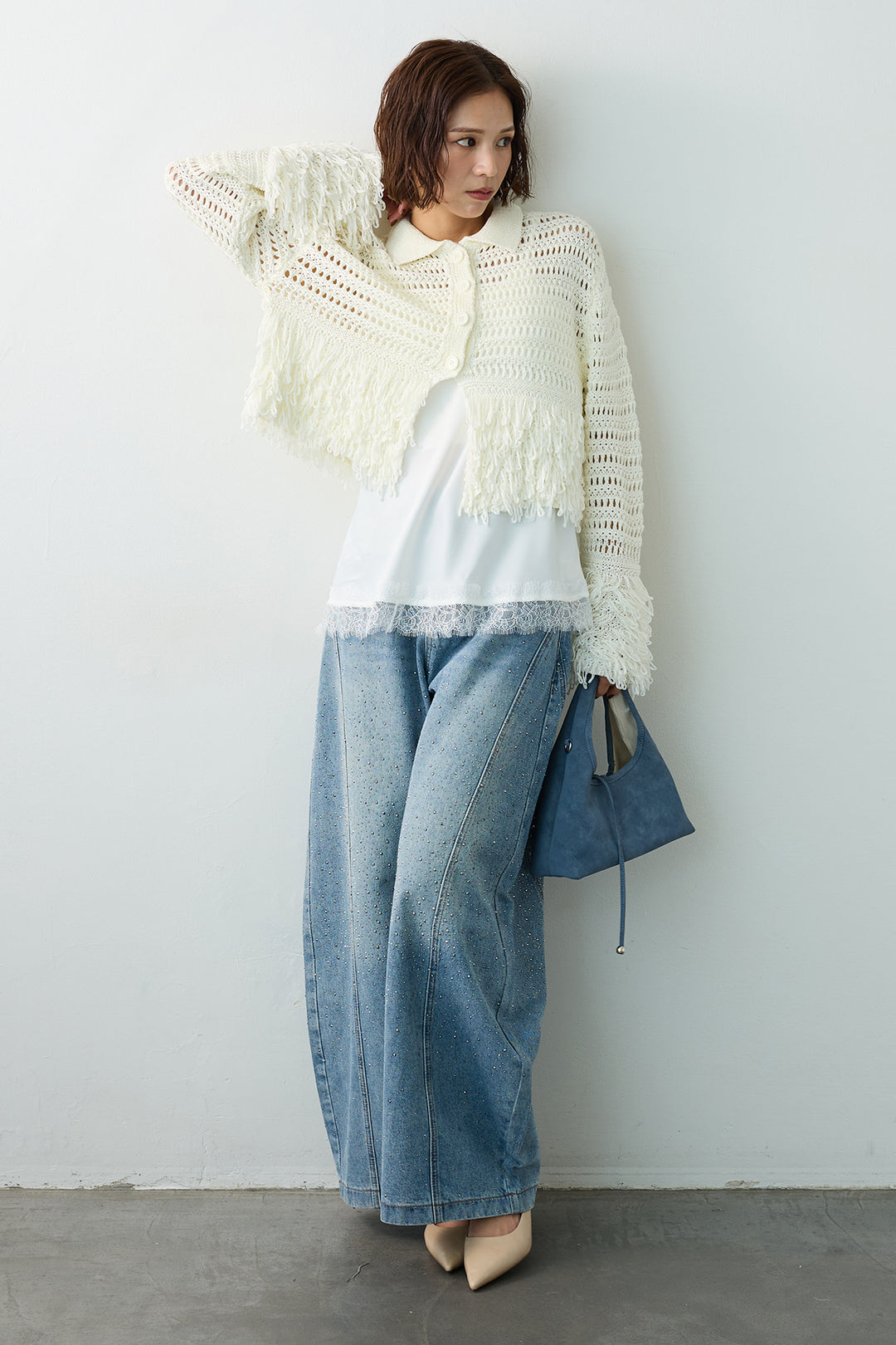 [予約/SET]繊細レースサテンキャミ+メッシュフリンジクロップドニット+スパークルラインストーンカーブデニム(3set)