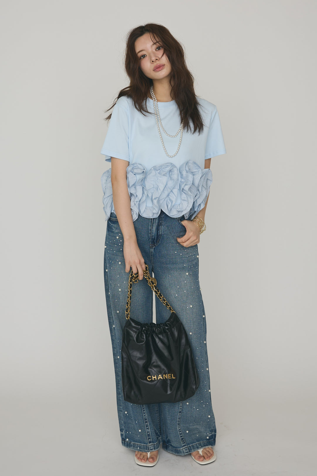 [予約/SET]フリルウェーブヘムカットTシャツ+パールラインストーンハイウエストデニム(2set)