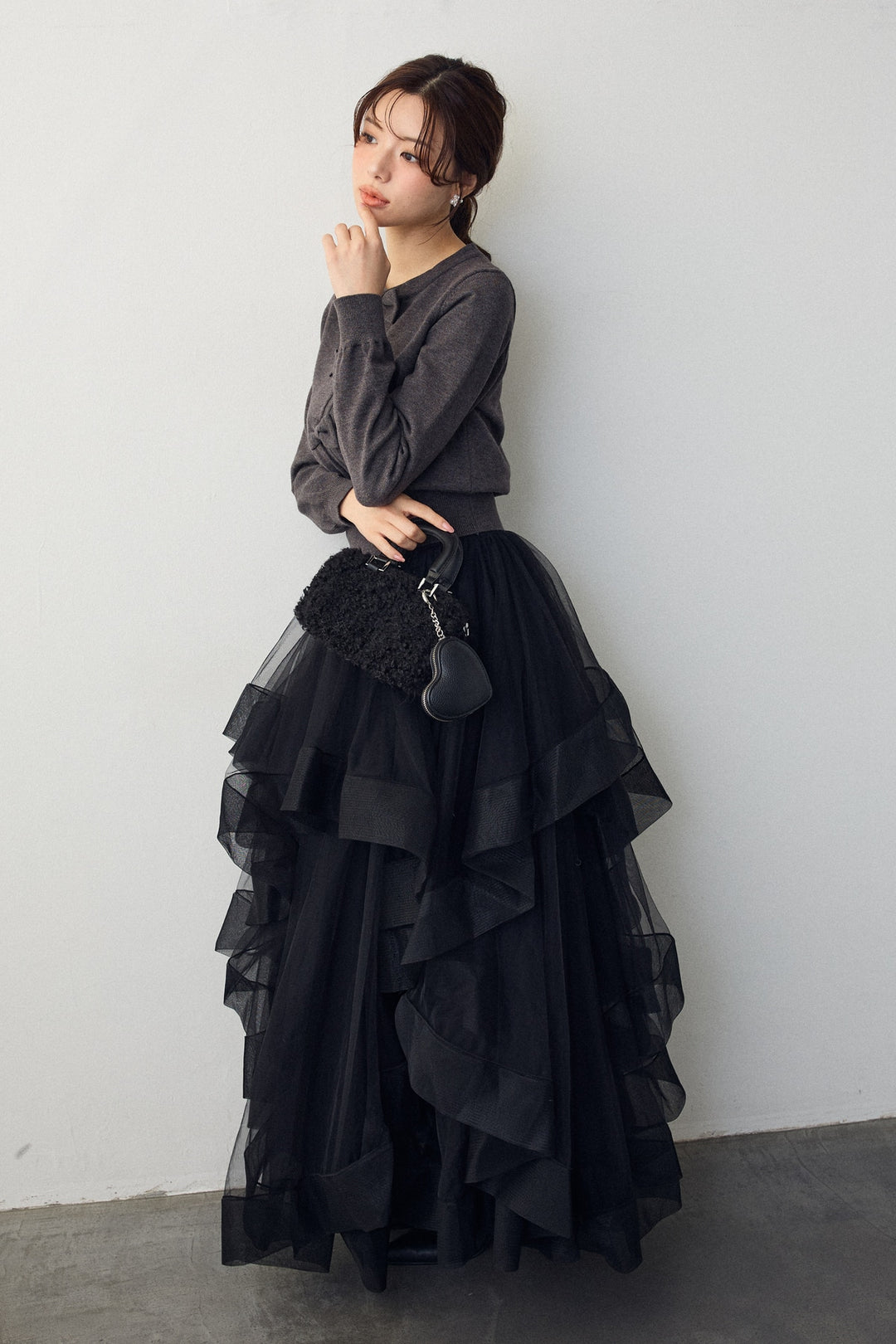 [予約/SET]フロントリボンモチーフカーデ+ランダムフリルティアードボリュームスカート(2set)