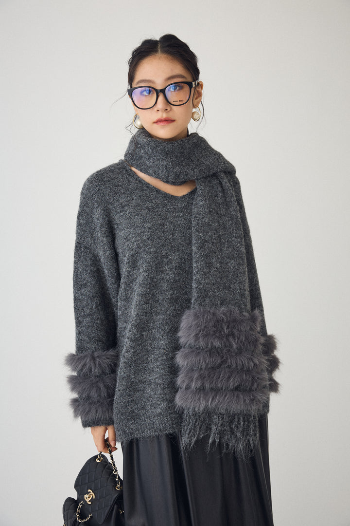 [予約]マフラー付きファーラインデザインニットカーデ