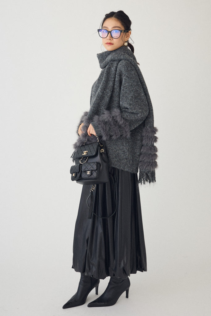 [予約]マフラー付きファーラインデザインニットカーデ