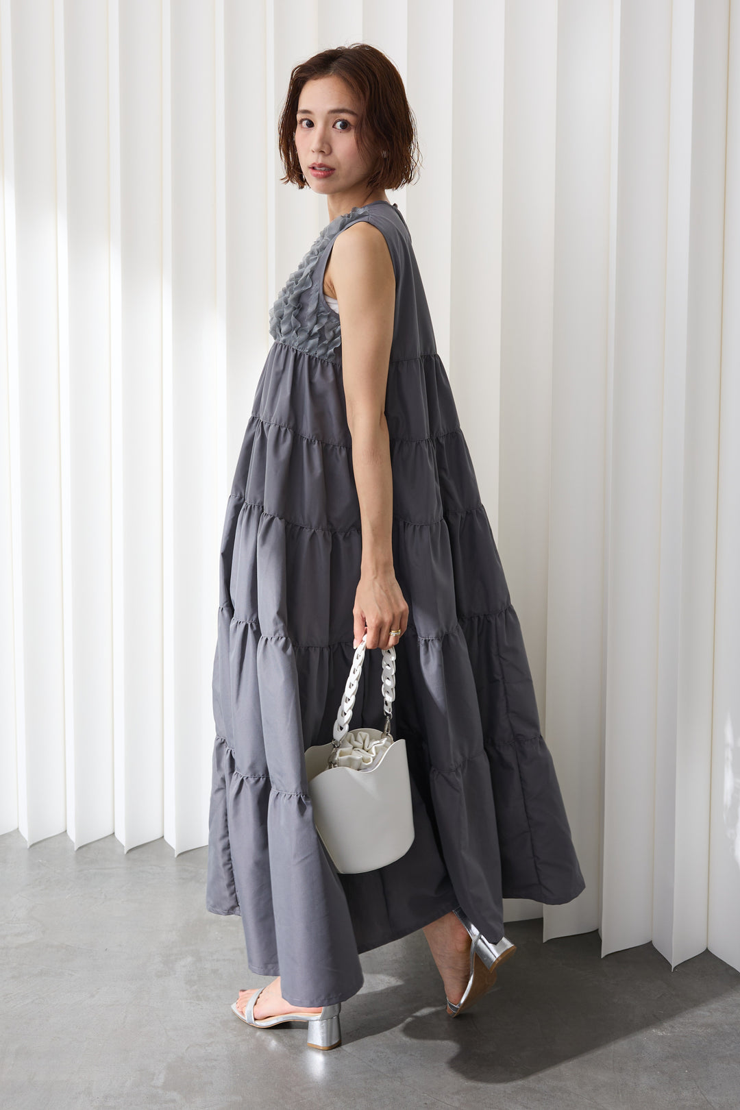 [予約]ホイップフリルティアードノースリワンピ