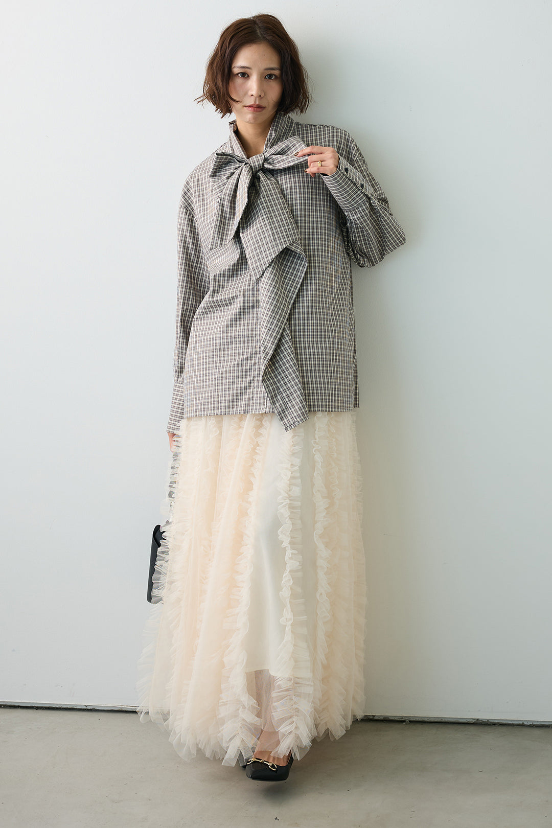 [予約/SET]マルチパターンボウタイアシメシャツ+Iラインホイップチュールスカート(2set)