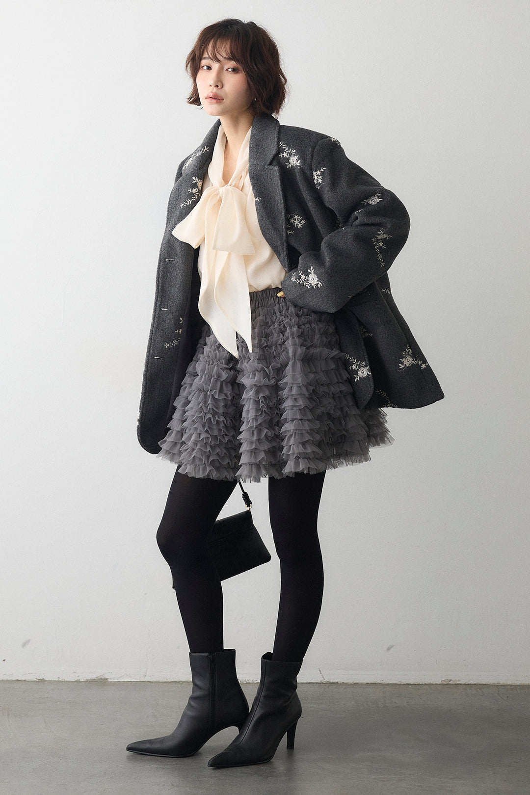 [予約/SET]フラワーエンブロイダリーモッサジャケット+ホイップチュールミニ丈スカート(2set)