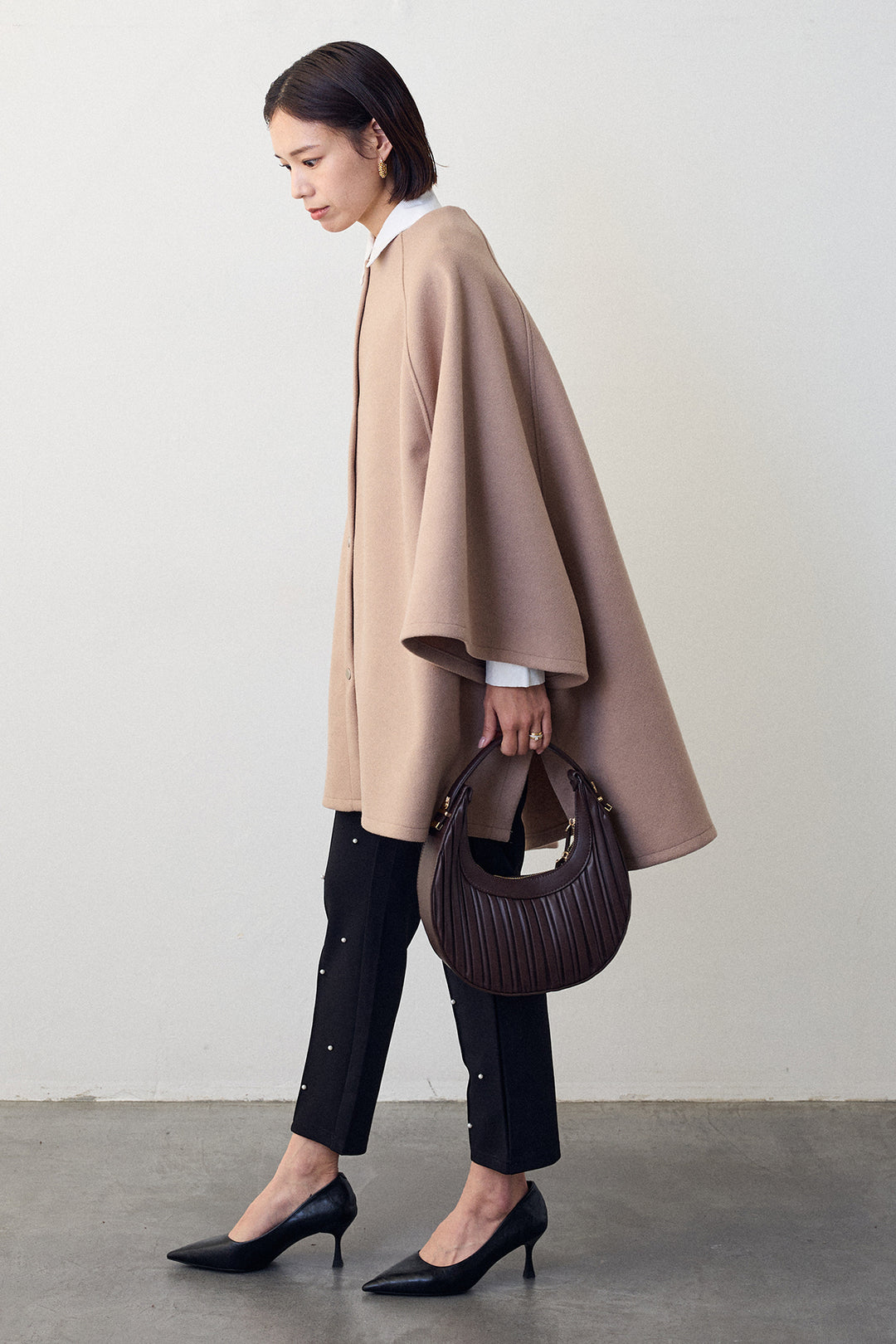 [予約/SET]パネルフレアヘムシャツ+ウールライクドルマンポンチョコート+センターシームランダムパールパンツ(3set)