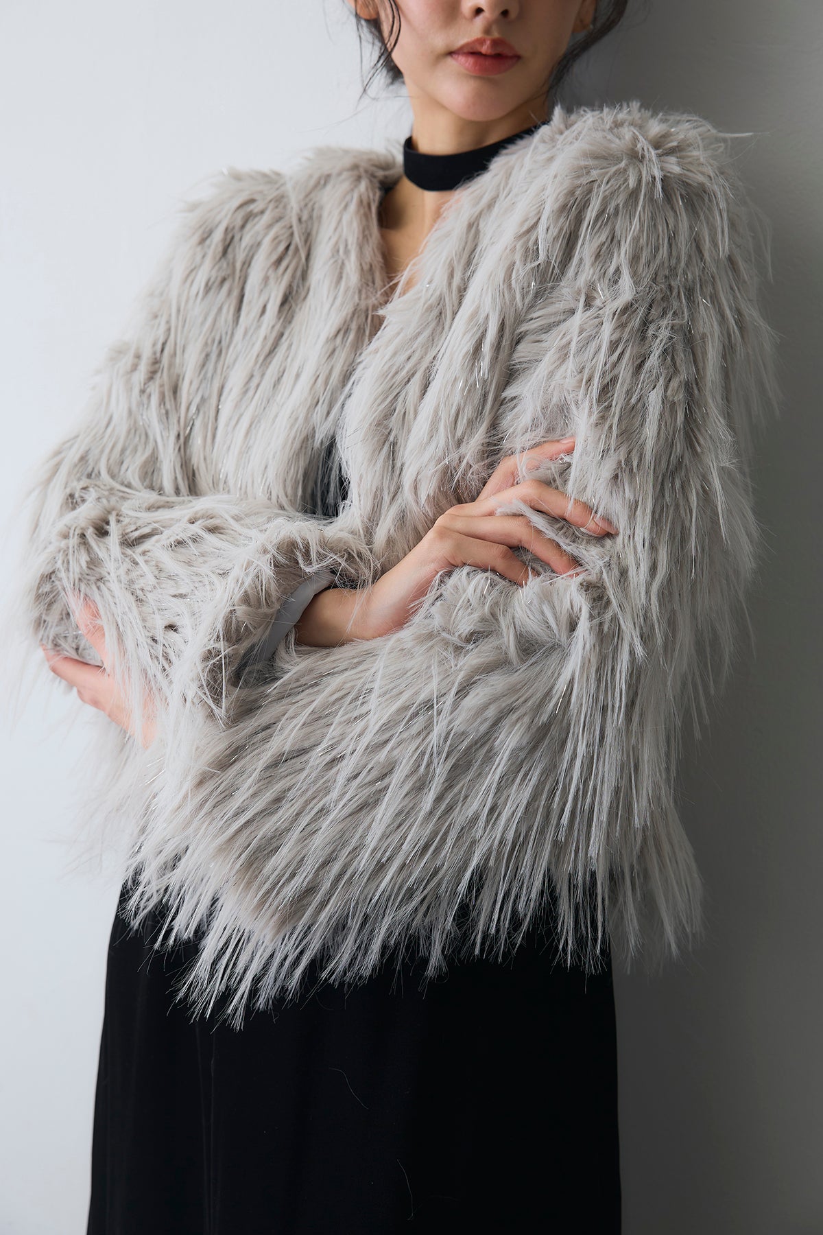 予約]シャイニーロングファーコート – Frene