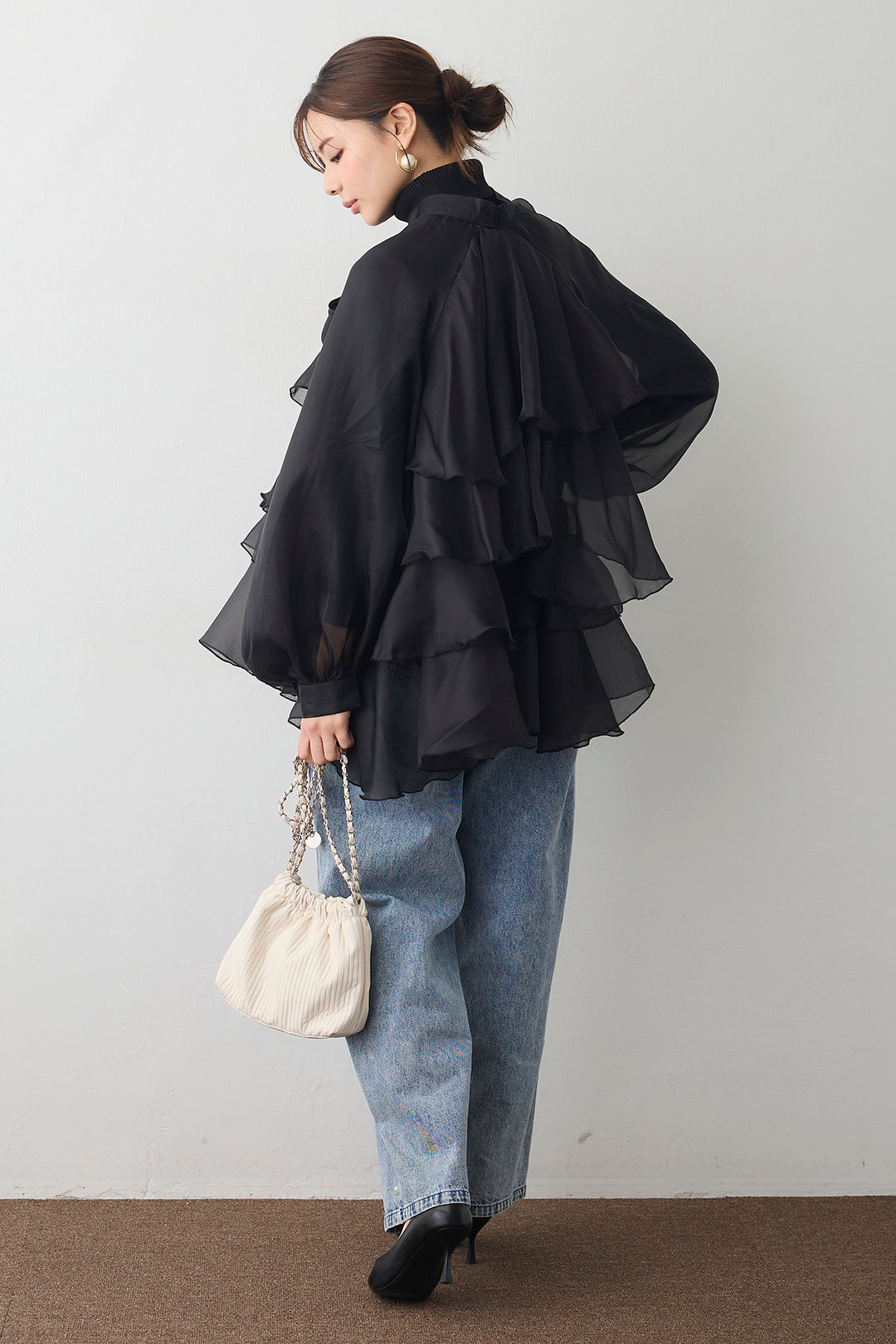 [予約/SET]ベーシックリブタートルニット+フロントBIGリボンティアードエアリーチュニック+パールスタッズストレートハイウエストデニム(3set)