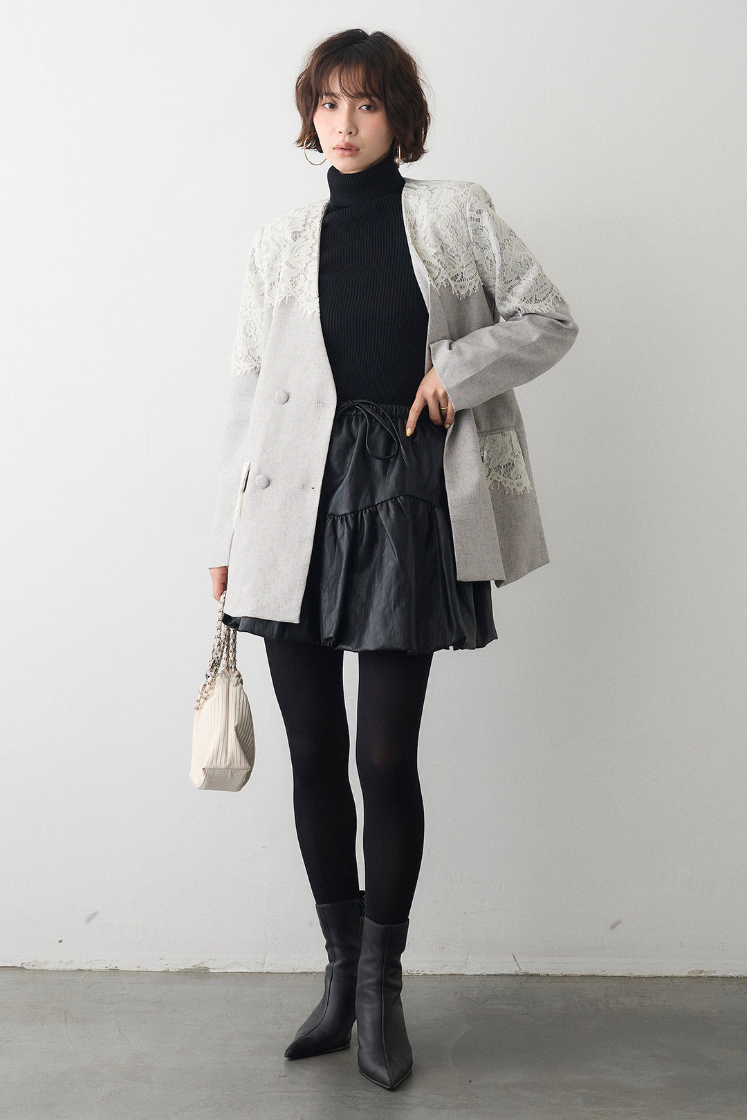 [予約/SET]ベーシックリブタートルニット+ショルダーレースデザインジャケット+フェイクレザーティアードバルーンミニスカート(3set)