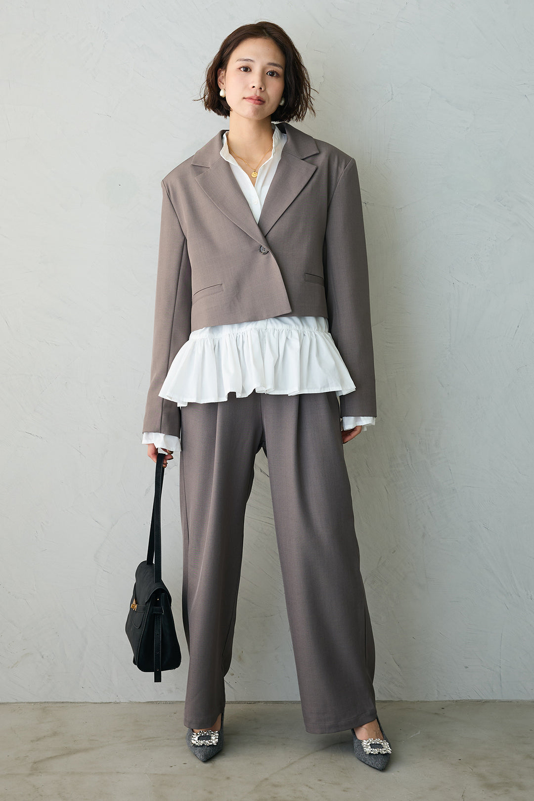[予約/SET]フリルヘムスリーブブラウス+クロップドマニッシュシンプルジャケット+ツイルシンプルストレートパンツ(3set)