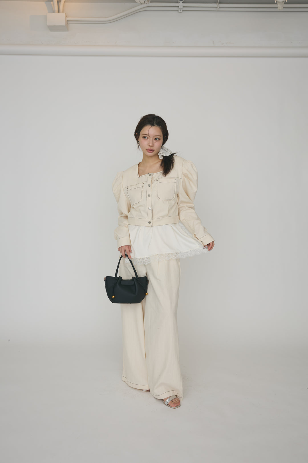 [予約/SET]ステッチパフスリーブクロップドジャケット+ステッチデザインハイウエストデニムパンツ(2set)