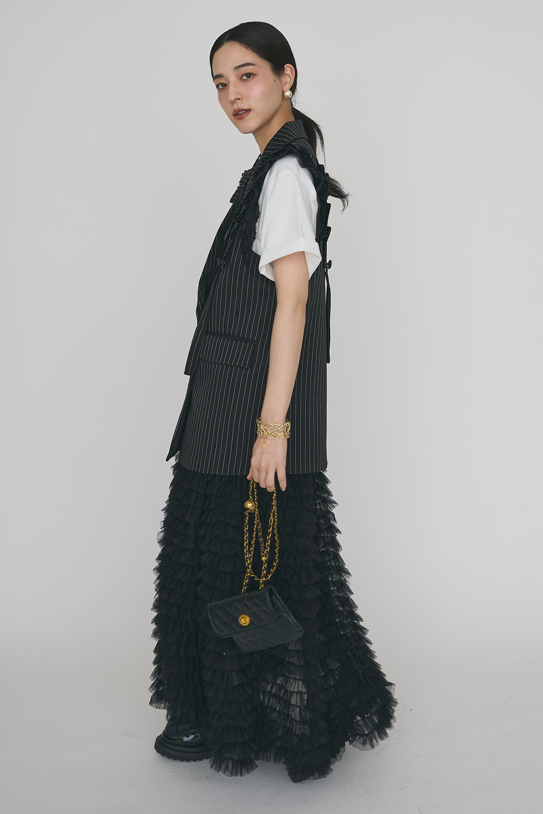 [予約/SET]フリルショルダーテーラーマニッシュベスト+ホイップチュールティアードスカート(2set)