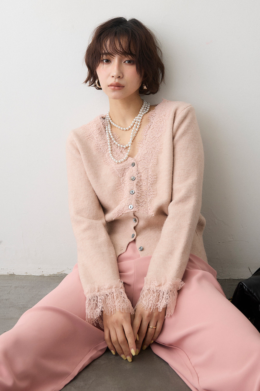 [予約/SET]レースVラインボタンニット+とろみドロストワイドパンツ(2set)