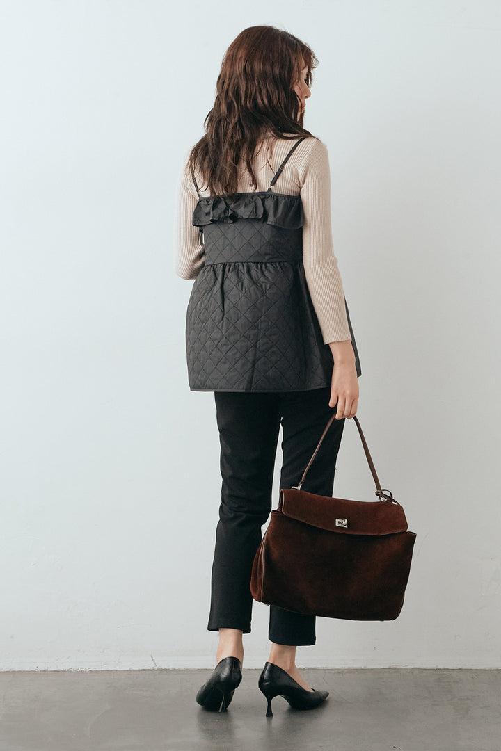 [予約/SET]ベーシックリブタートルニット+ダイヤキルトキャミビスチェ+センターシームランダムパールパンツ(3set)