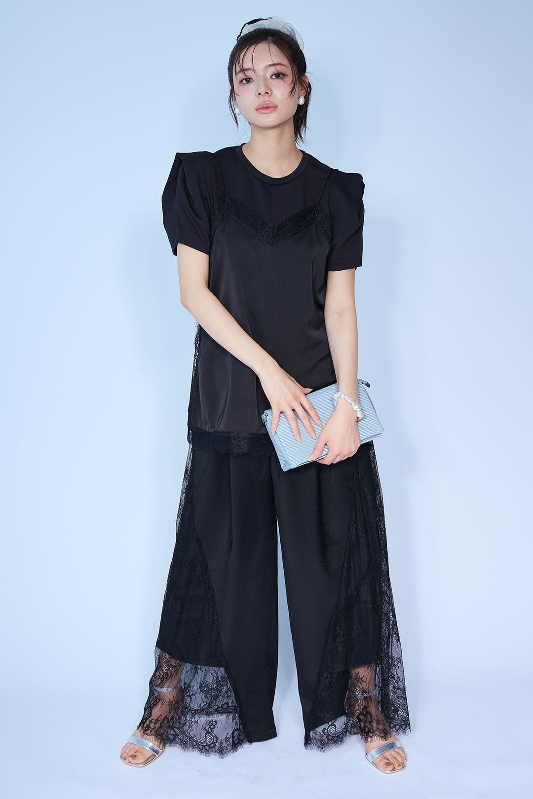 [予約/SET]スクエアショルダーデザインカットトップス+マットサテンレースキャミソール+サイドレースデザインリラックスパンツ(3set)