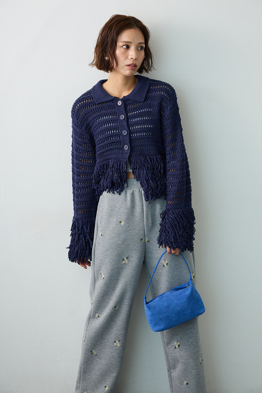 [予約/SET]メッシュフリンジクロップドニット+フラワー刺繍ストレートポンチパンツ(2set)