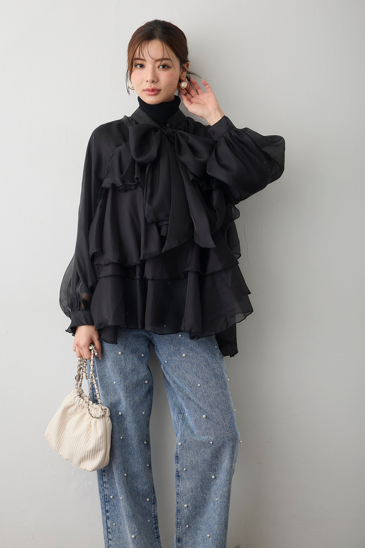 予約]フロントBIGリボンティアードエアリーチュニック – Frene