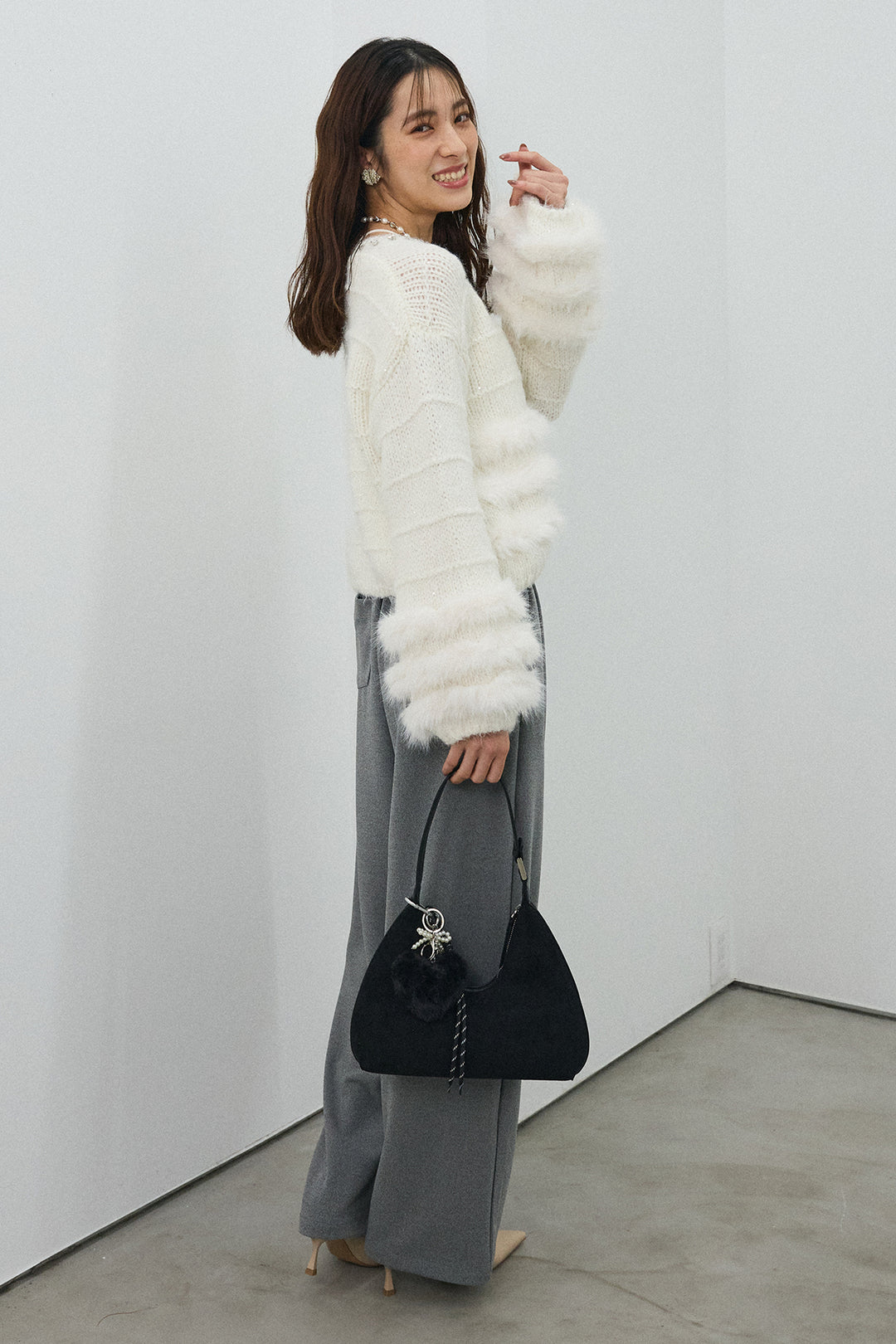 [予約/SET]ネックビジューラインファーニットカーデ+2タック美シルエットパンツ(2set)