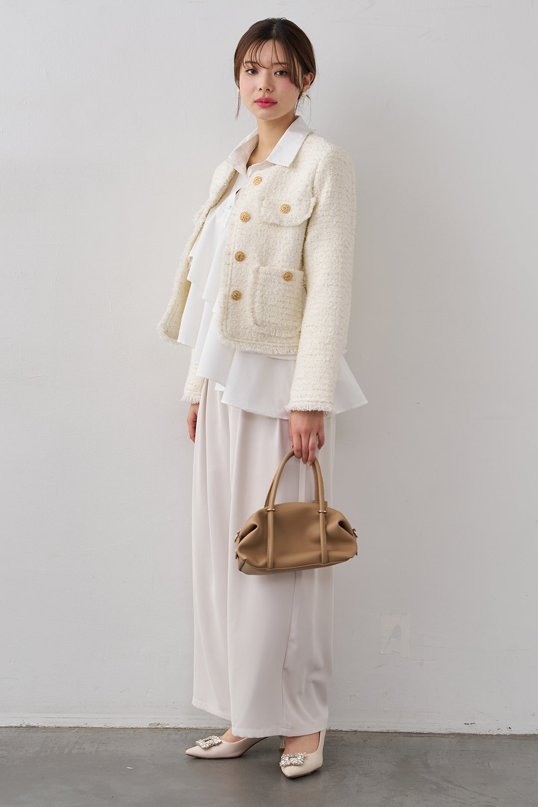 [予約/SET]アシメフリルティアードシャツ+フリンジツイードゴールドボタンジャケット+エステルツイルタックワイドカラーパンツ(3set)